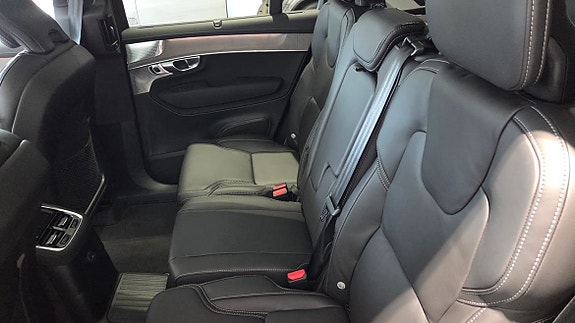 Volvo XC90 9 of 10