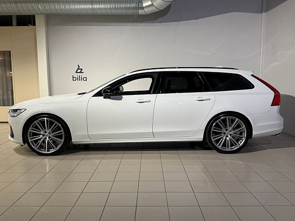 Volvo V90 4 of 18