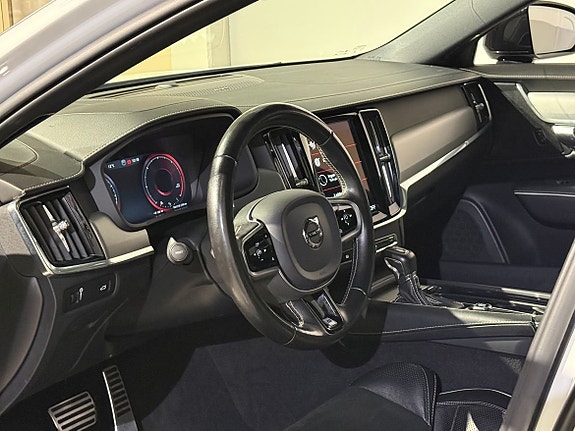 Volvo V90 12 of 18