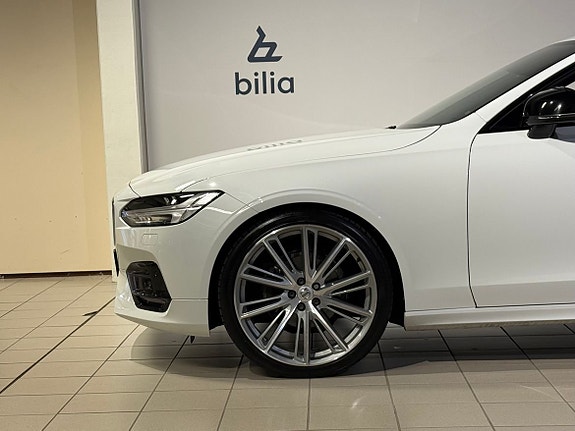 Volvo V90 3 of 18