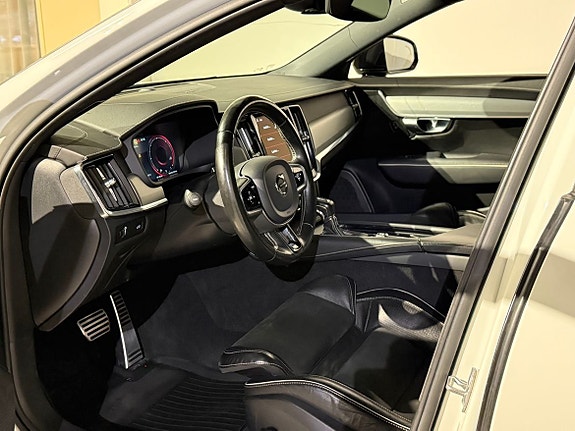 Volvo V90 11 of 18