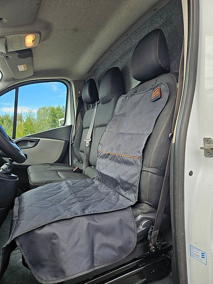 Renault Trafic 8 of 8
