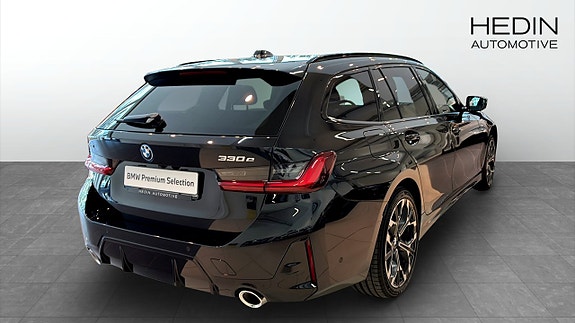 BMW 330e 2 of 9