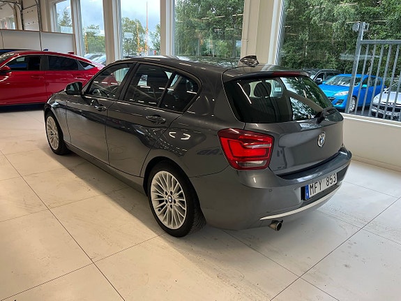 BMW 118d 3 of 7