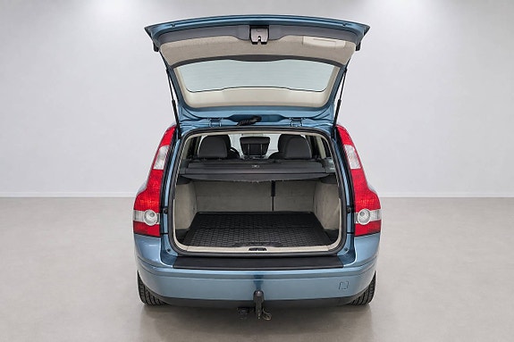 Volvo V50 8 of 22