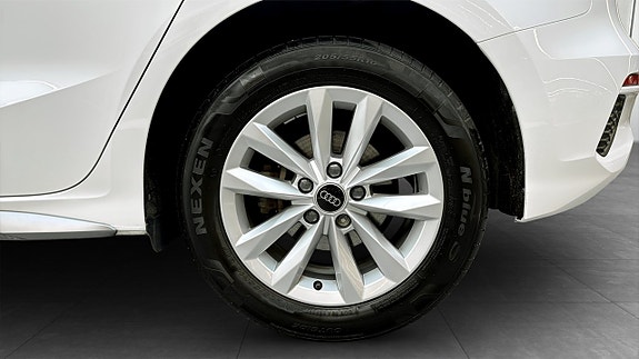 Audi A3 6 of 17