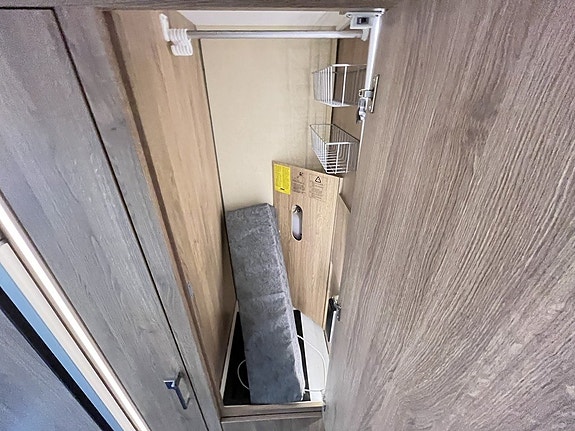 Kabe Ametist 560 / Alde / Mover / Långbäddar / Solcell / Förtält 17 of 20