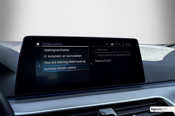 BMW 530e 28 of 30