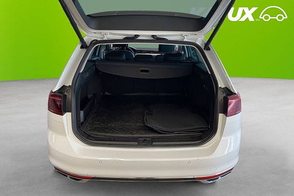 Volkswagen Passat 6 of 18