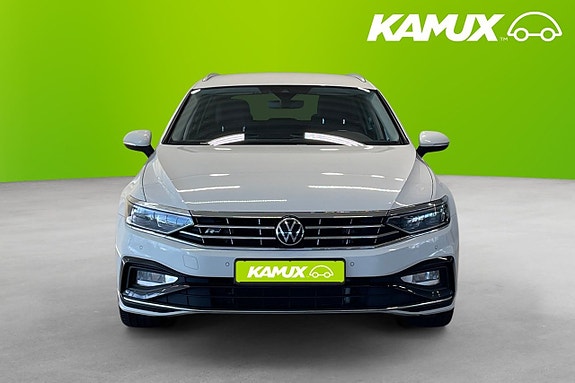 Volkswagen Passat 5 of 18