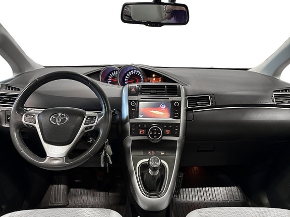 Toyota Verso 10 of 18