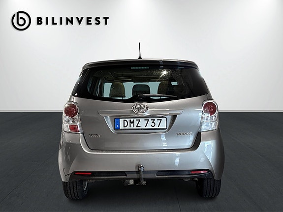 Toyota Verso 4 of 18