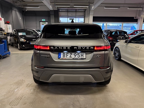 Land Rover Range Rover Evoque 6 of 30