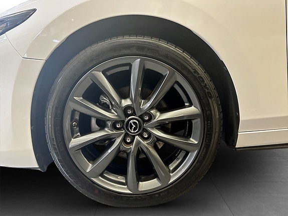 Mazda 3 17 of 18