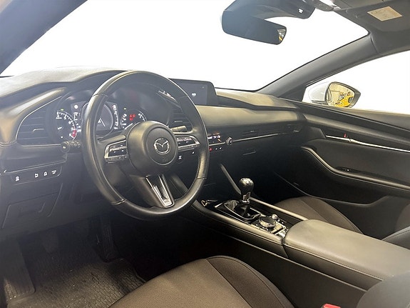 Mazda 3 4 of 18