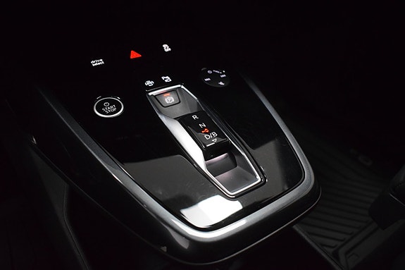 Audi Q4 e-tron 16 of 25