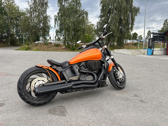 Suzuki VZR1800 Intruder 3 of 3