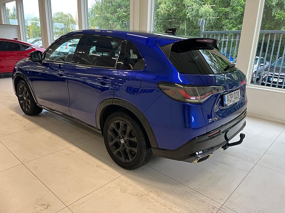Honda ZR-V 3 of 5