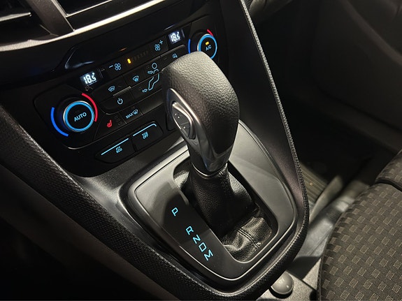 Ford Transit Connect 17 of 19
