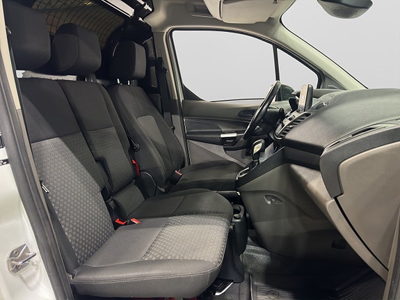 Ford Transit Connect 9 of 19