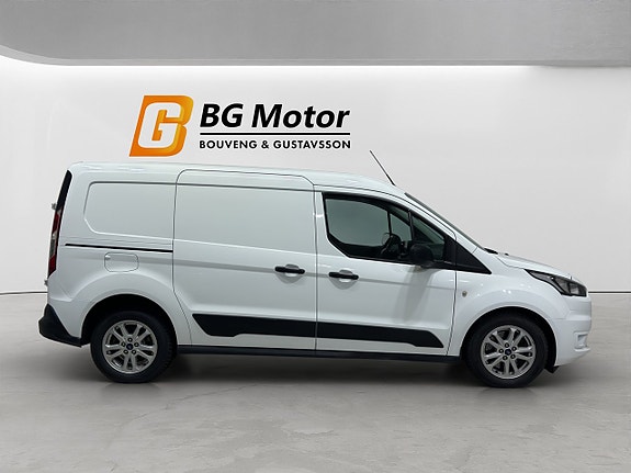 Ford Transit Connect 3 of 19