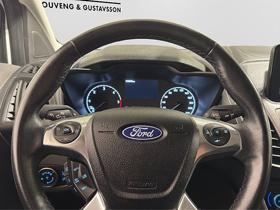 Ford Transit Connect 13 of 19