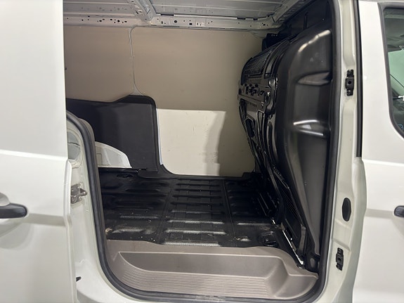 Ford Transit Connect 10 of 19