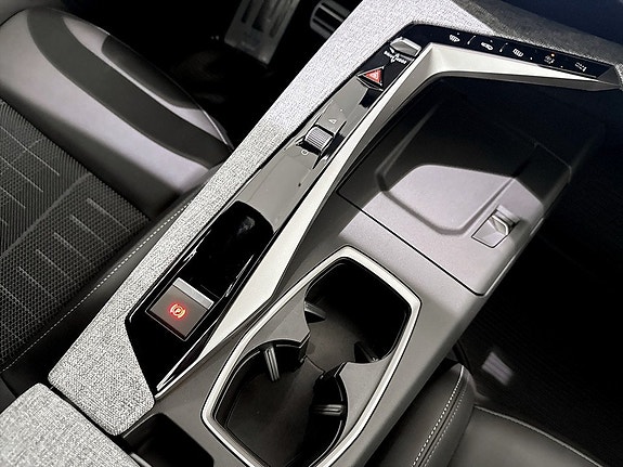Peugeot 3008 12 of 14