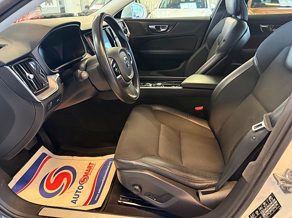 Volvo V60 6 of 16