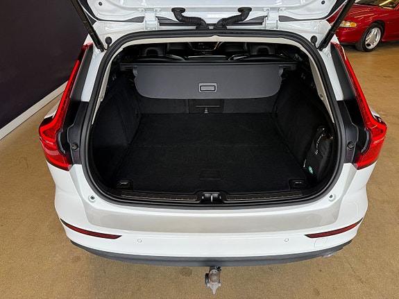 Volvo V60 11 of 16