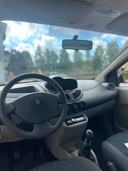 Renault Twingo 5 of 6