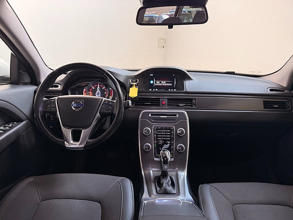 Volvo XC70 15 of 17