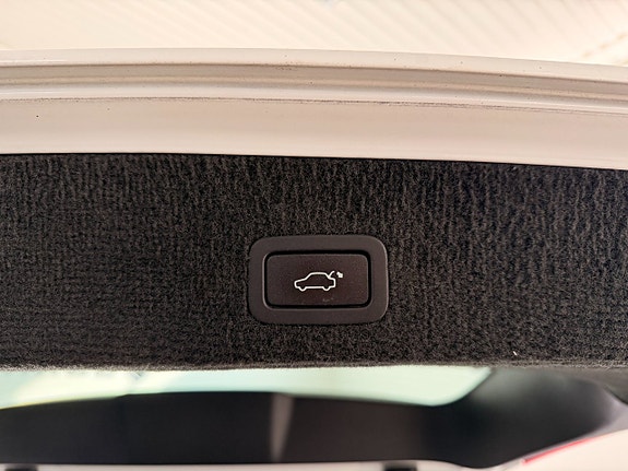 Volvo XC70 14 of 17