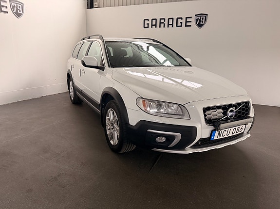 Volvo XC70 4 of 17