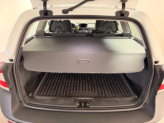 Volvo XC70 13 of 17