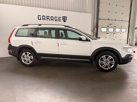 Volvo XC70 5 of 17