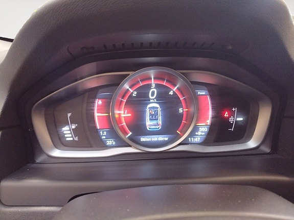 Volvo V70 12 of 21