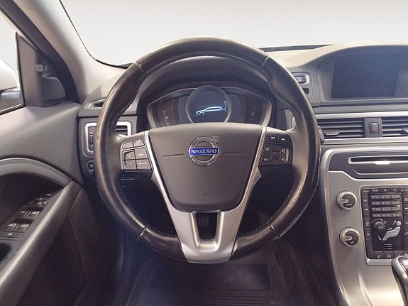 Volvo V70 13 of 21
