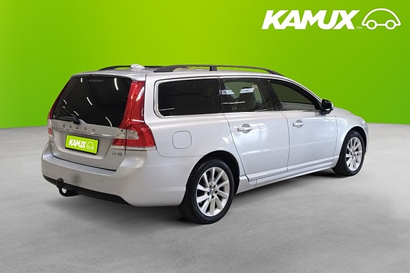 Volvo V70 4 of 21