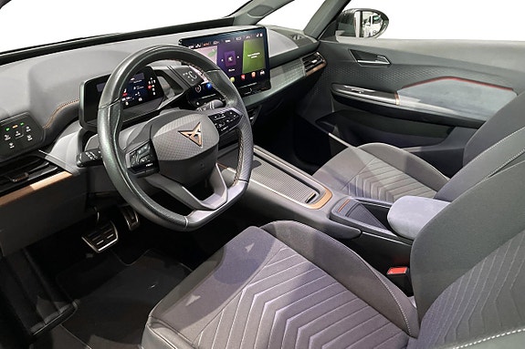 Cupra Born 13 of 23