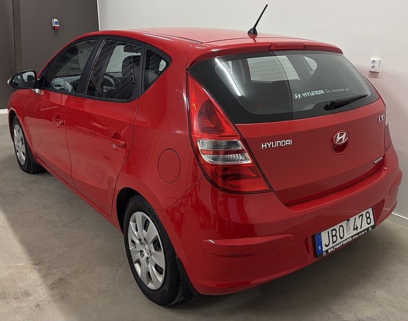 Hyundai i30 3 of 12