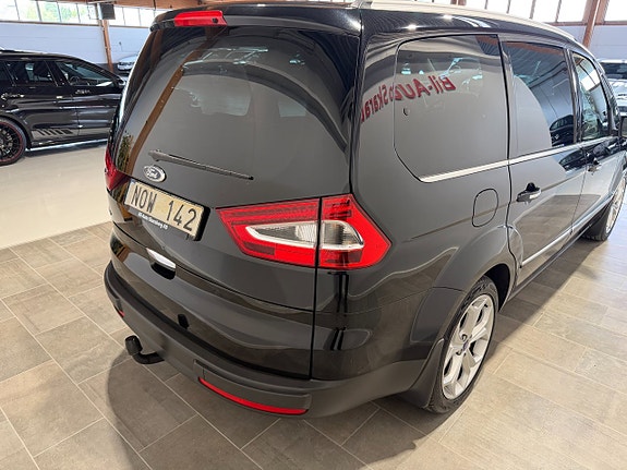 Ford Galaxy 7 of 24