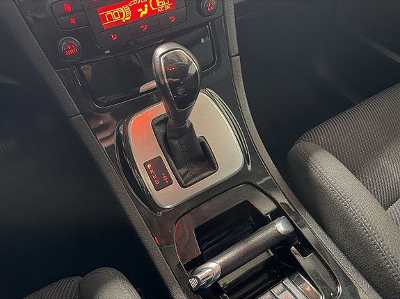 Ford Galaxy 22 of 24