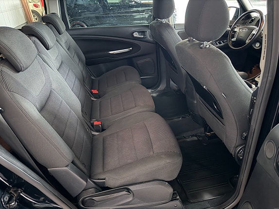 Ford Galaxy 14 of 24