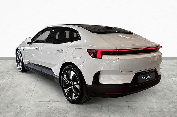 Polestar 4 6 of 14