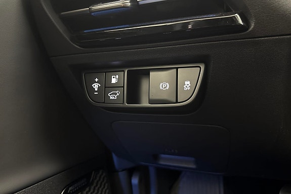 Kia EV6 12 of 25
