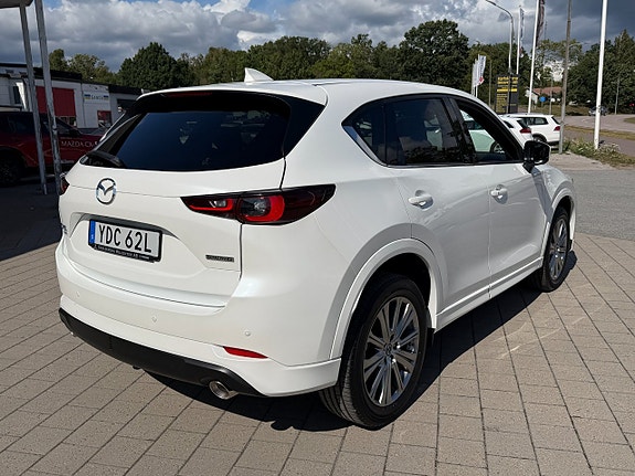 Mazda CX-5 4 of 30