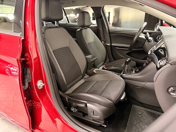 Opel Astra 26 of 29