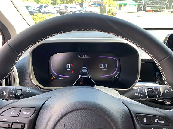 Kia Picanto 10 of 21