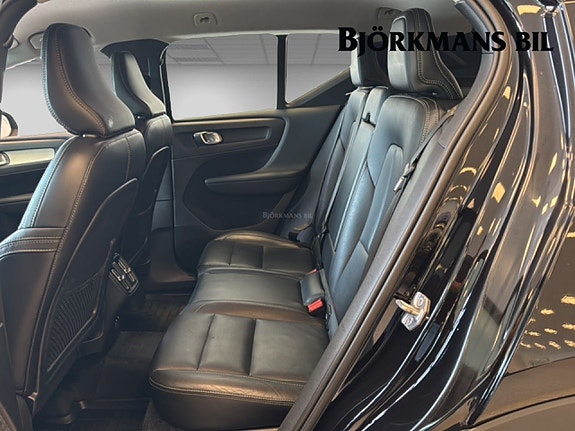 Volvo XC40 9 of 26